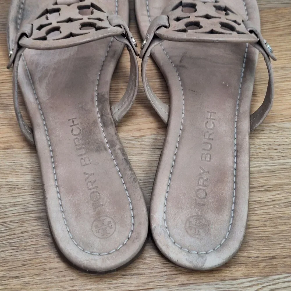 Tory Burch Miller Thong Sandals Women 10.5 Tan Beige Leather Logo Flip Flops